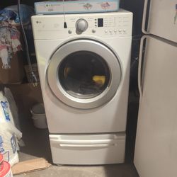 LG Dryer DLE2516W Electric 