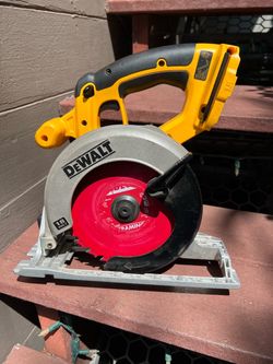 DeWalt 18V Cordless Circular Saw