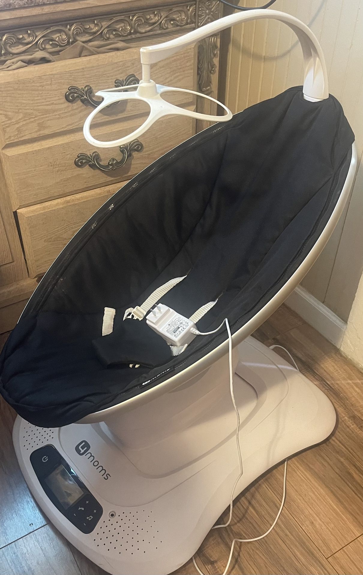 4 Mom Bassinet