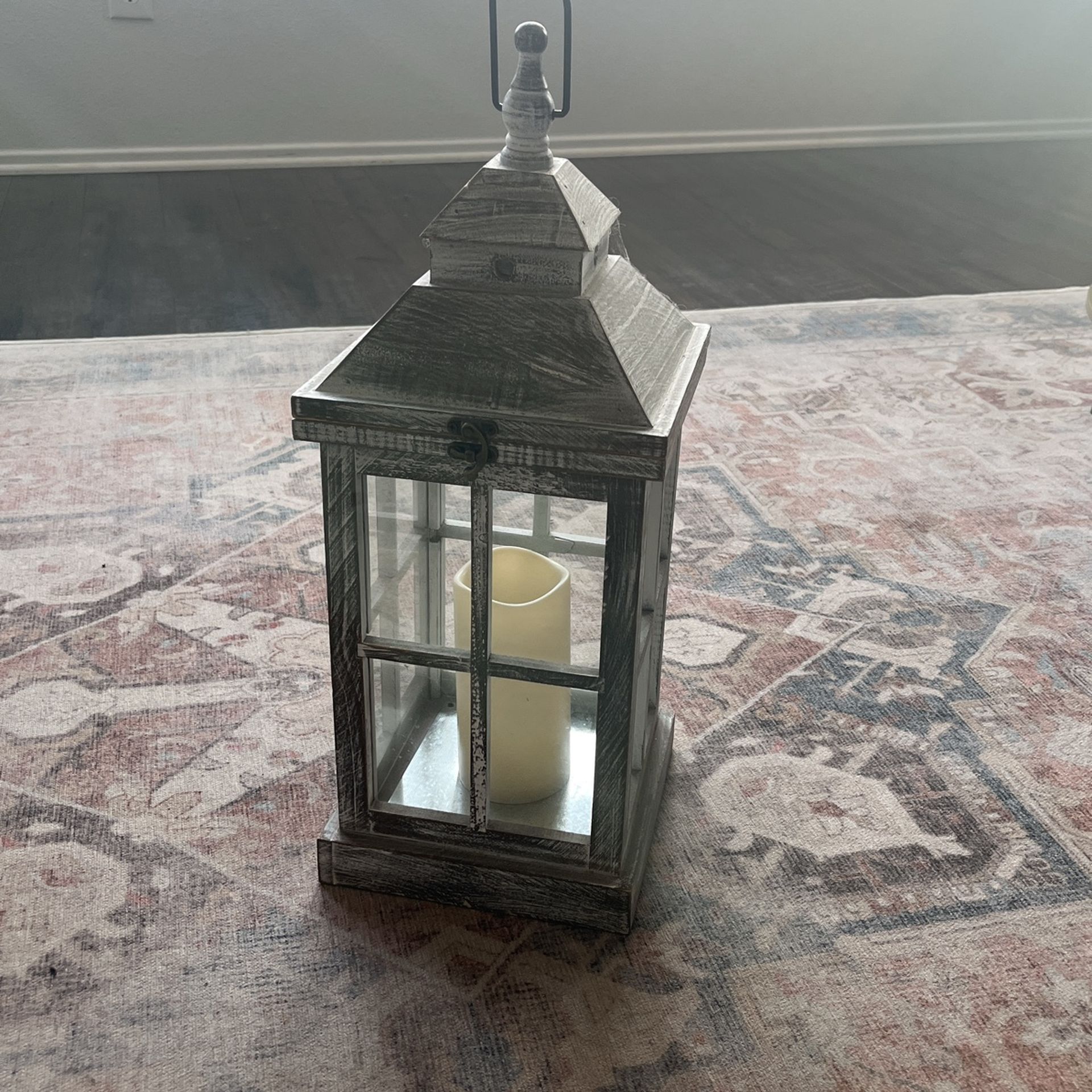 Lantern Decor