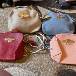 Small Woman’s Handbag With Gold Bee Emblem