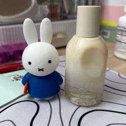 Glossier Doux