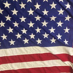 Vintage American Flag Bunting – 100% Cotton, 50 Stars, Made in USA (58” x 112”)