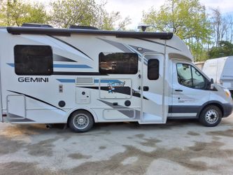 2016 Ford Gemini 23TR Motorhome