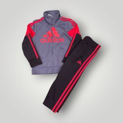 classic Adidas Tracksuit Set size 3T worn once