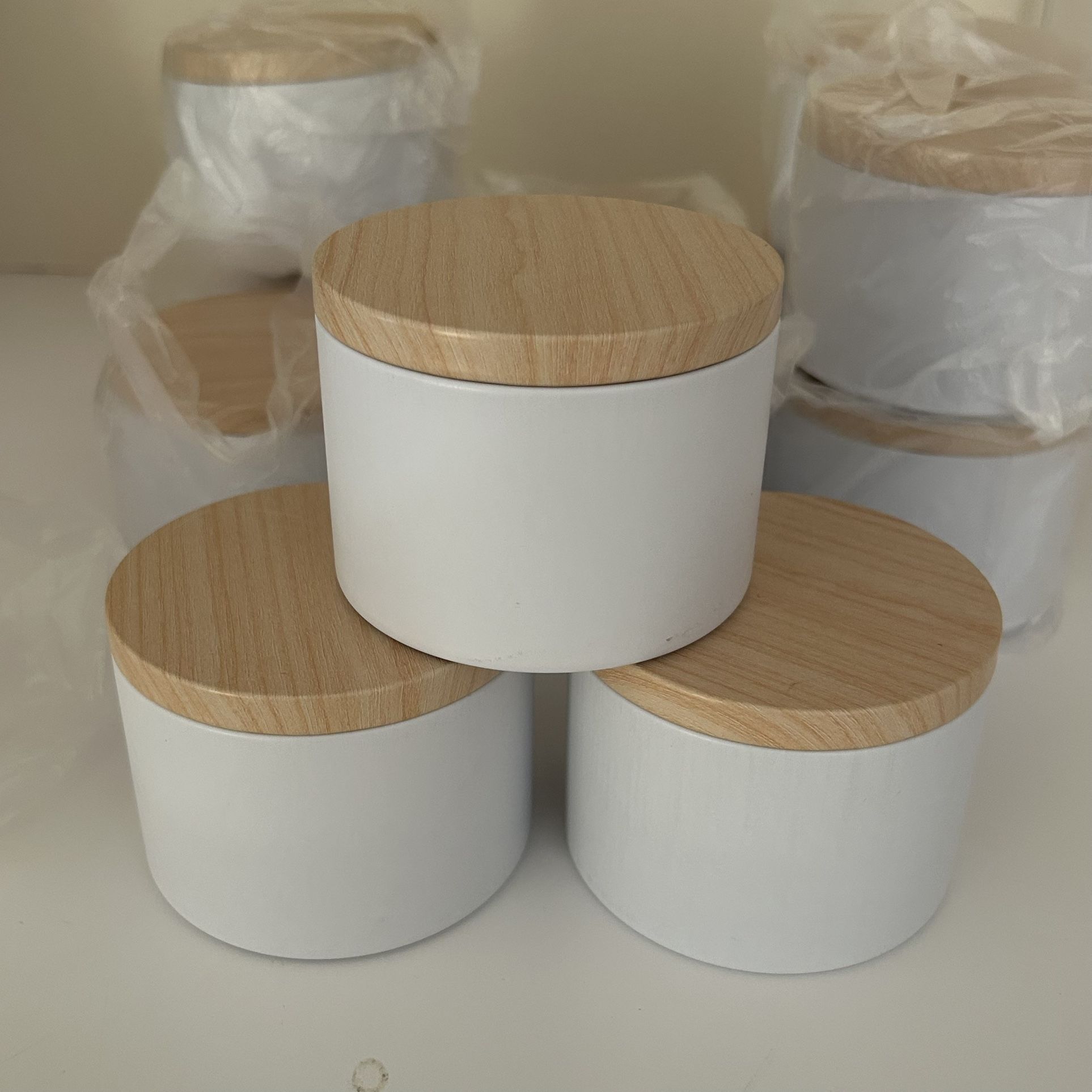 Set of 12 White Tin Candle Jars with Printed Wood Lids – Brand New