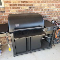 Woodridge Elite Smoker