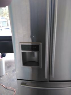 LG 3 door refrigerator stainless steel works good