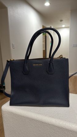Navy blue Michael Kors tote purse