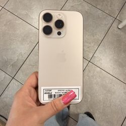 iPHONE 16 PRO BOOST MOBILE (100% BATTERY) (NEW)