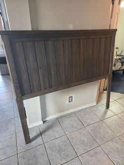 Chair and bedroom set queen size very good condition metal base, NO mattresses