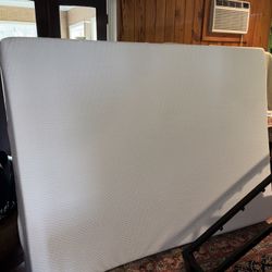 8 Inch Green Tea Essential Memory Foam Mattress, Queen, Mattress