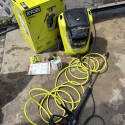 Rioby Power Washer. Electric