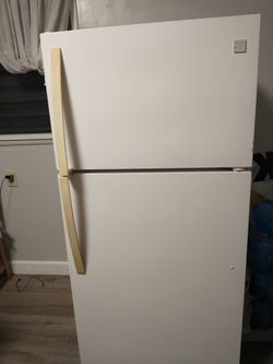 Kenmore Refrigerator for sale