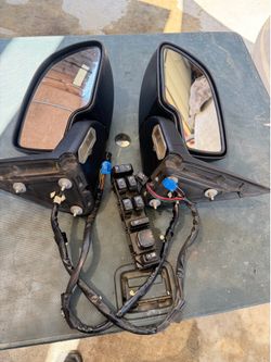 Denali mirrors and Folding switch