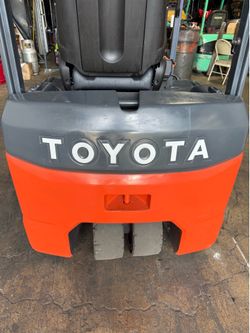 Toyota electric forklift