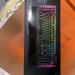 RAZER Blackwidow V4 Keyboard