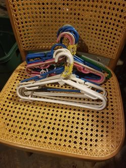 Children's hangers