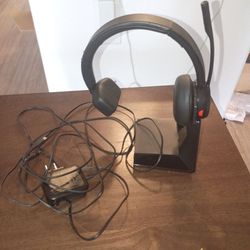 Poli Savi wireless headset