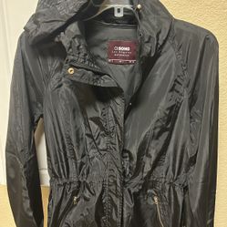 CISONO Black Windbreaker Hooded Jacket - Small 