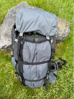 Seek Outside Goshawk 4800