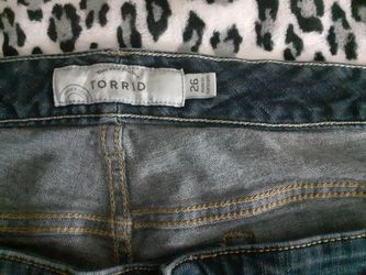 Torrid Womens Size 26 Blue Jean Shorts Plus Size