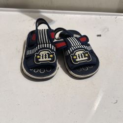 Blue Little star squeaker Sandles size 4c
