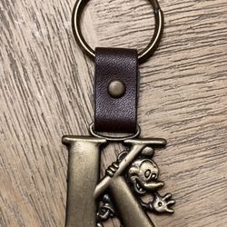 Walt Disney World Letter ( K ) With Mickey Mouse Key Chain