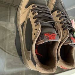 Nike Travis 6.5 Women’s 