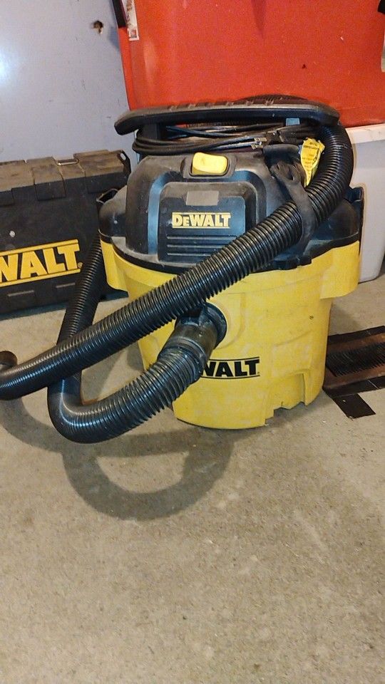 DeWalt Shop Vac