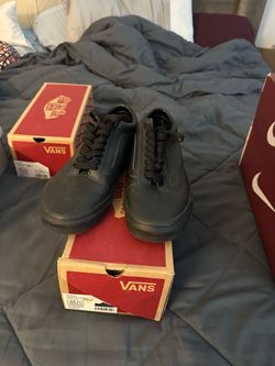 Black leather vans size 9