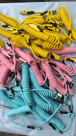 $0.75 Each - 727pc Spring Cable Lot - $545 Cash - Gone by Noon