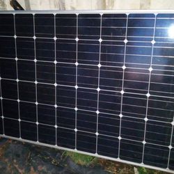 Silfab 335 Watt Solar Panel 