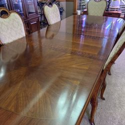 Vintage Stanley Mahogany Dining Table With 6 Chairs
