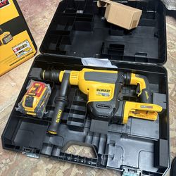 DeWalt Flex Volt Rotary Hammer Drill DCH614X2