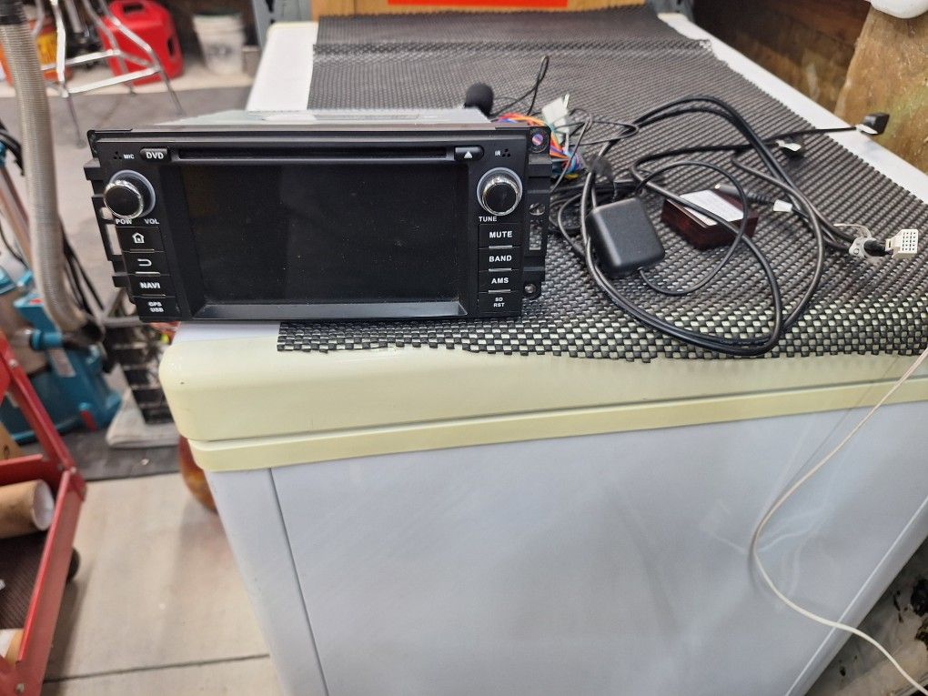 Indash Aftermarket For Challenger/Jeep/Ram