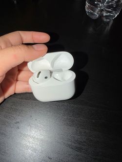 AirPods 4