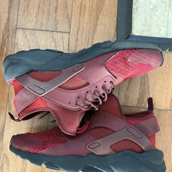 Nike Huaraches 
