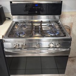 Kenmore Elite Gas Stove And Oven 