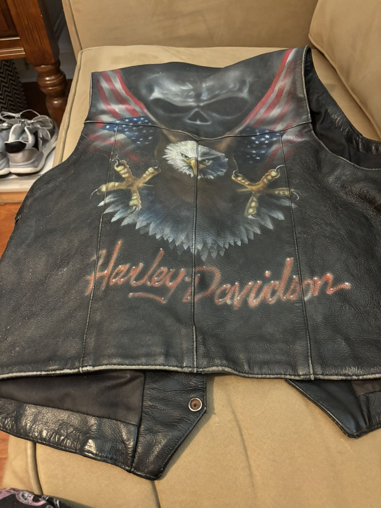 Bikers Leather Vest, Harley Davidson American eagle Painted On Back, Beautiful Artwork