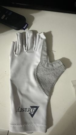 GLOVES