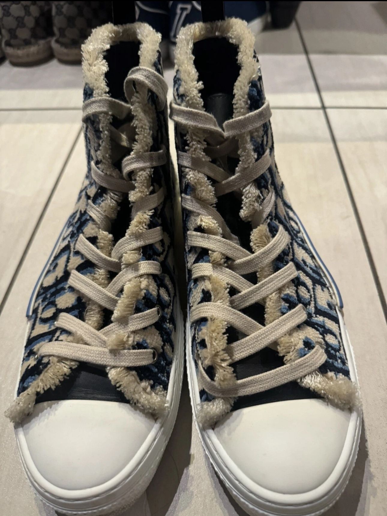 Great Condition Authentic Dior B23 High Top Sneaker Oblique