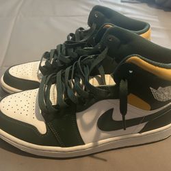 Air Jordan 1 Mid