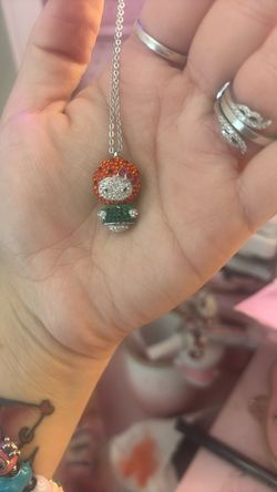 Hello kitty necklace
