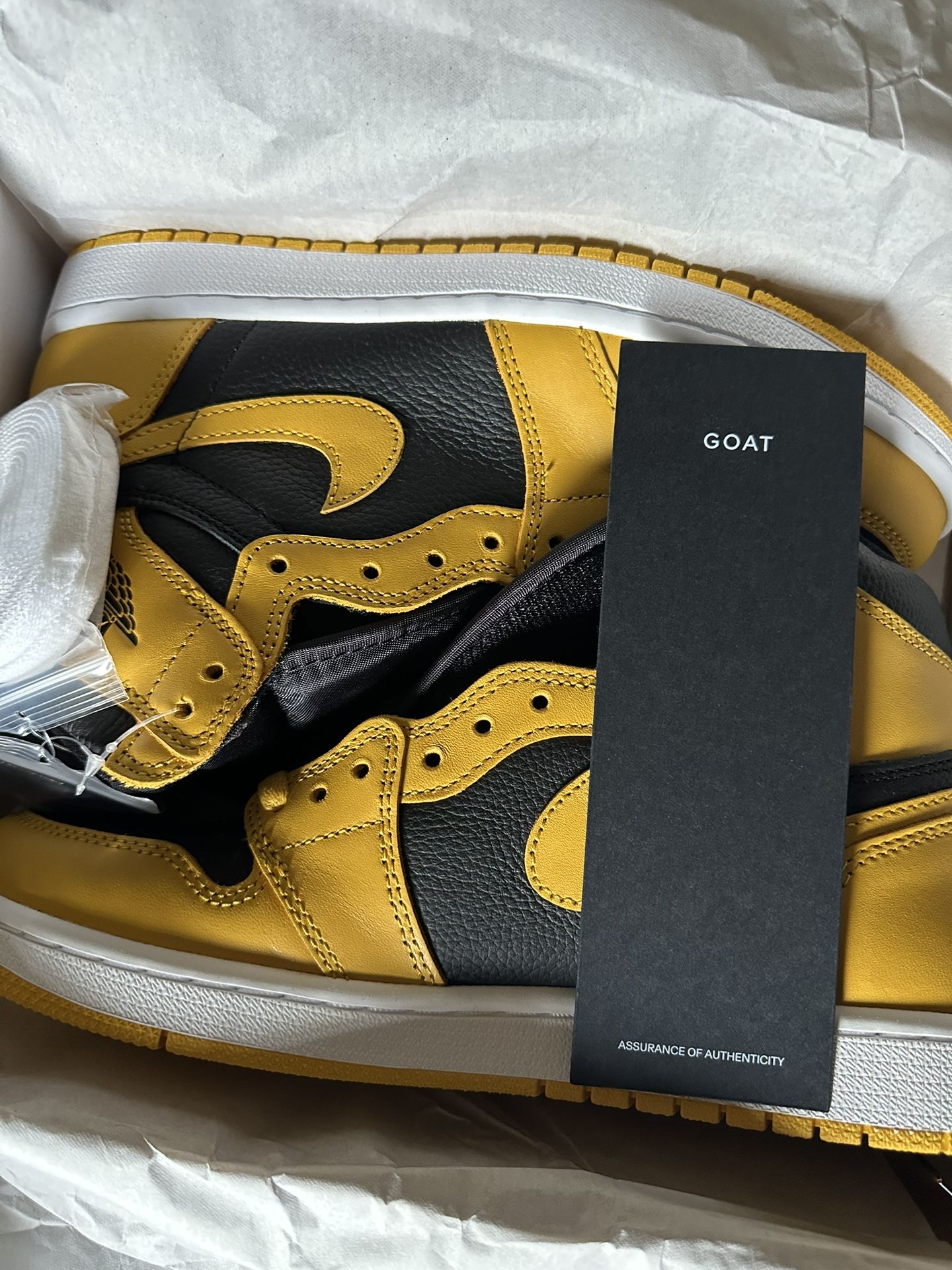 Air Jordan 1 Retro High OG 'Pollen'