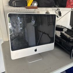 iMac Works Good
