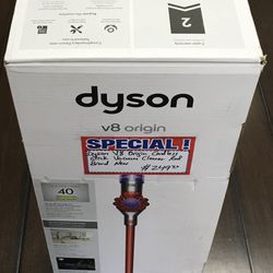 Dyson V8 Origin Cordless Stick Vacuum Cleaner Red Brand New 
