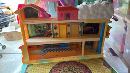 Encanto house