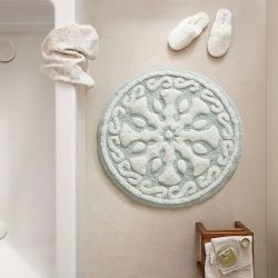 Round Tufted Bath Mat with Medallion Pattern