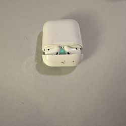 Apple AirPods 2nd Generation 